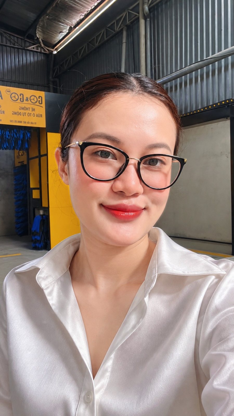 Linh Nguyễn at a GO&GO wash bay